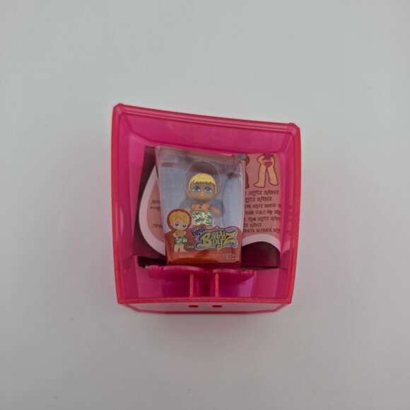 Mini Bratz Cameron Babyz Boyz Blonde Molded Hair Collectible Figure Doll NEW‎ - Picture 1 of 5
